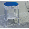 Tabouret de douche pivotant avec tablette sous l'assise