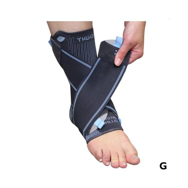 Attelle ligamentaire de cheville avec sangles strapping étape n°7 dernier bande amovible