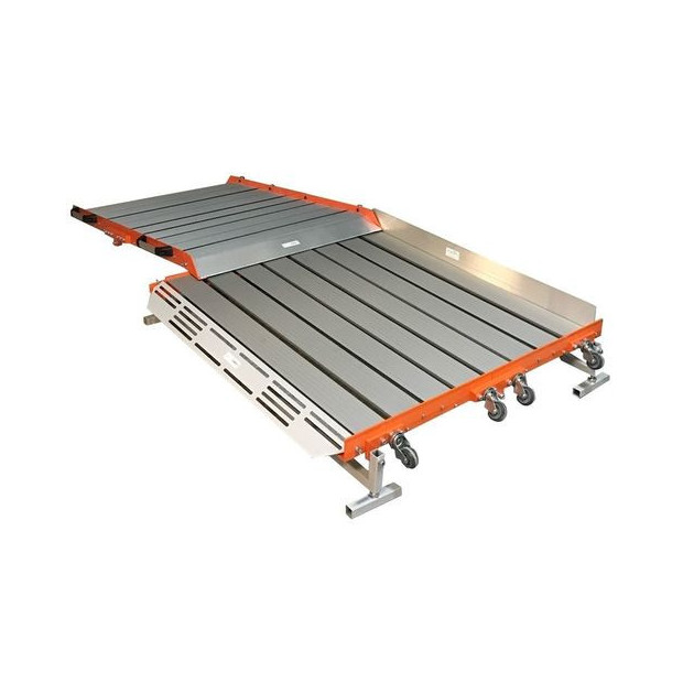Plateforme d'accès PMR avec rampe d'accès inclinable structure en aluminium