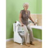 Siège élévateur blanc  de toilettes Solo avec accoudoirs