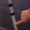 fauteuil de douche avec pieds réglables en hauteur