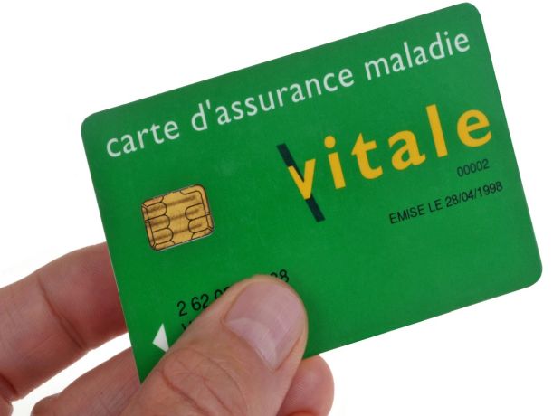 Avec feuille de soins (Base de remboursement Sécurité Sociale de 18,61 € + mutuelle )